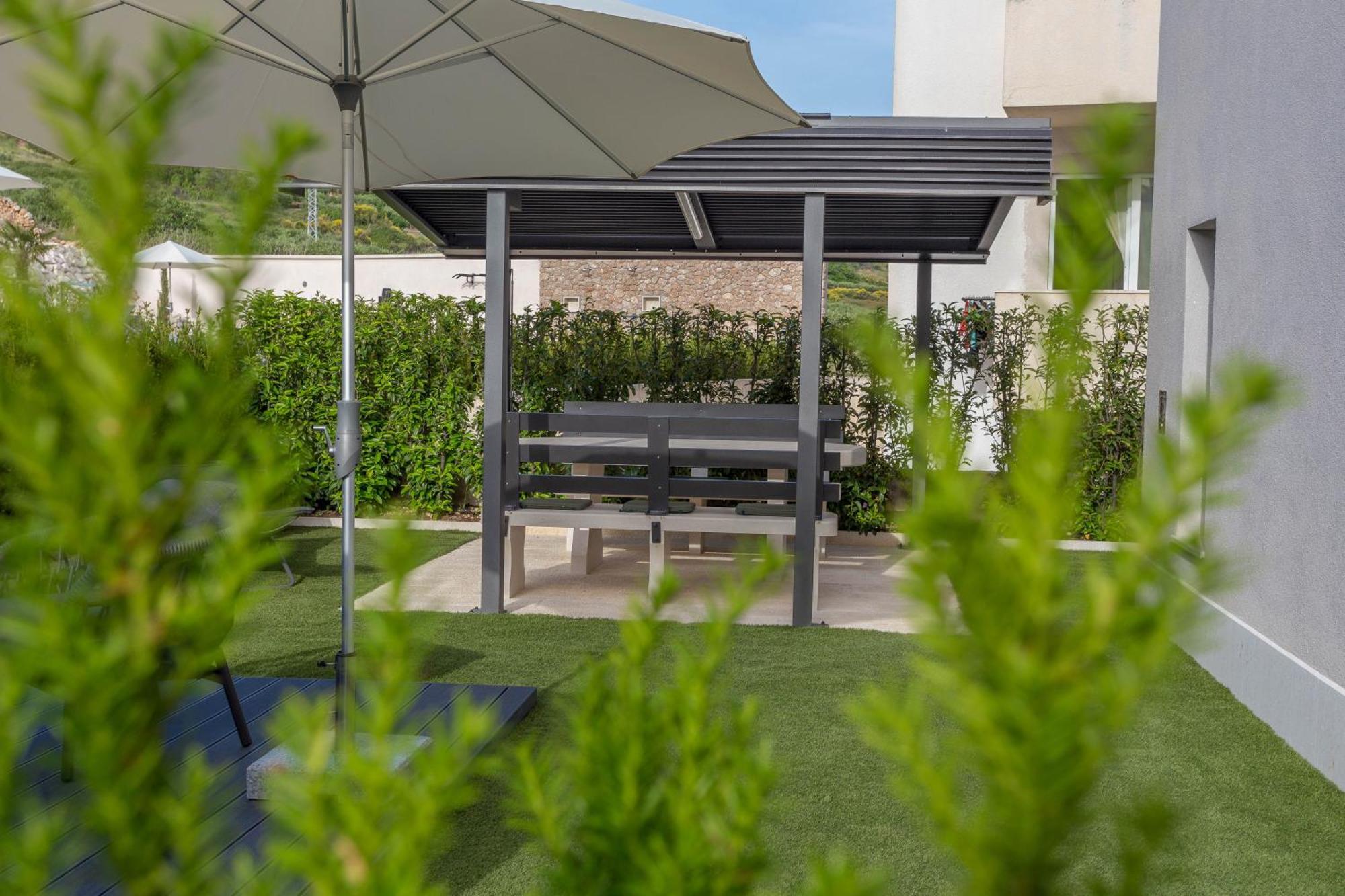 Grey House Bol Exterior foto