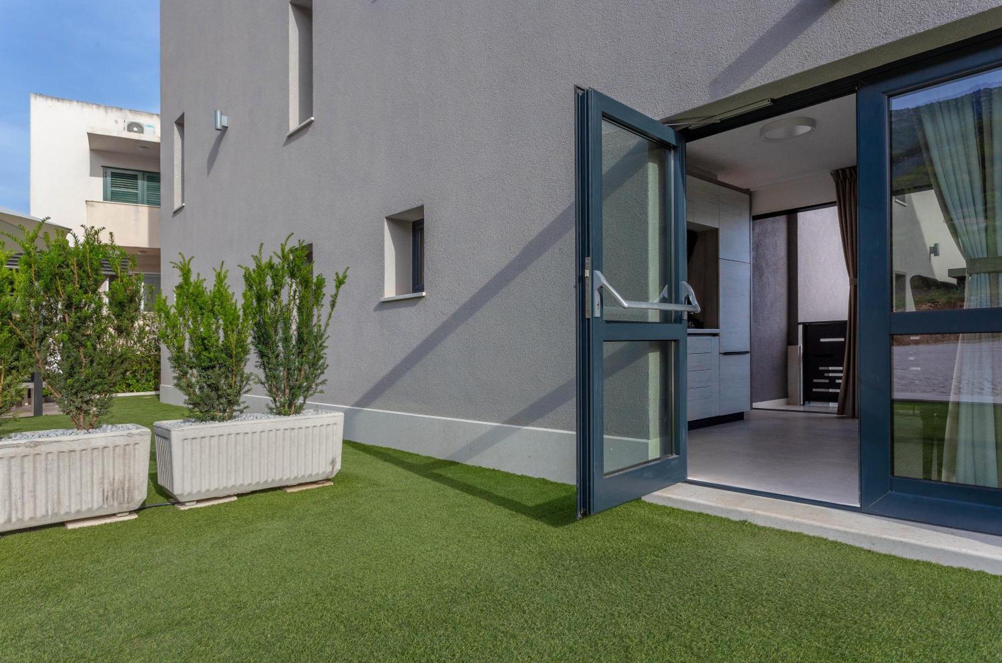 Grey House Bol Exterior foto