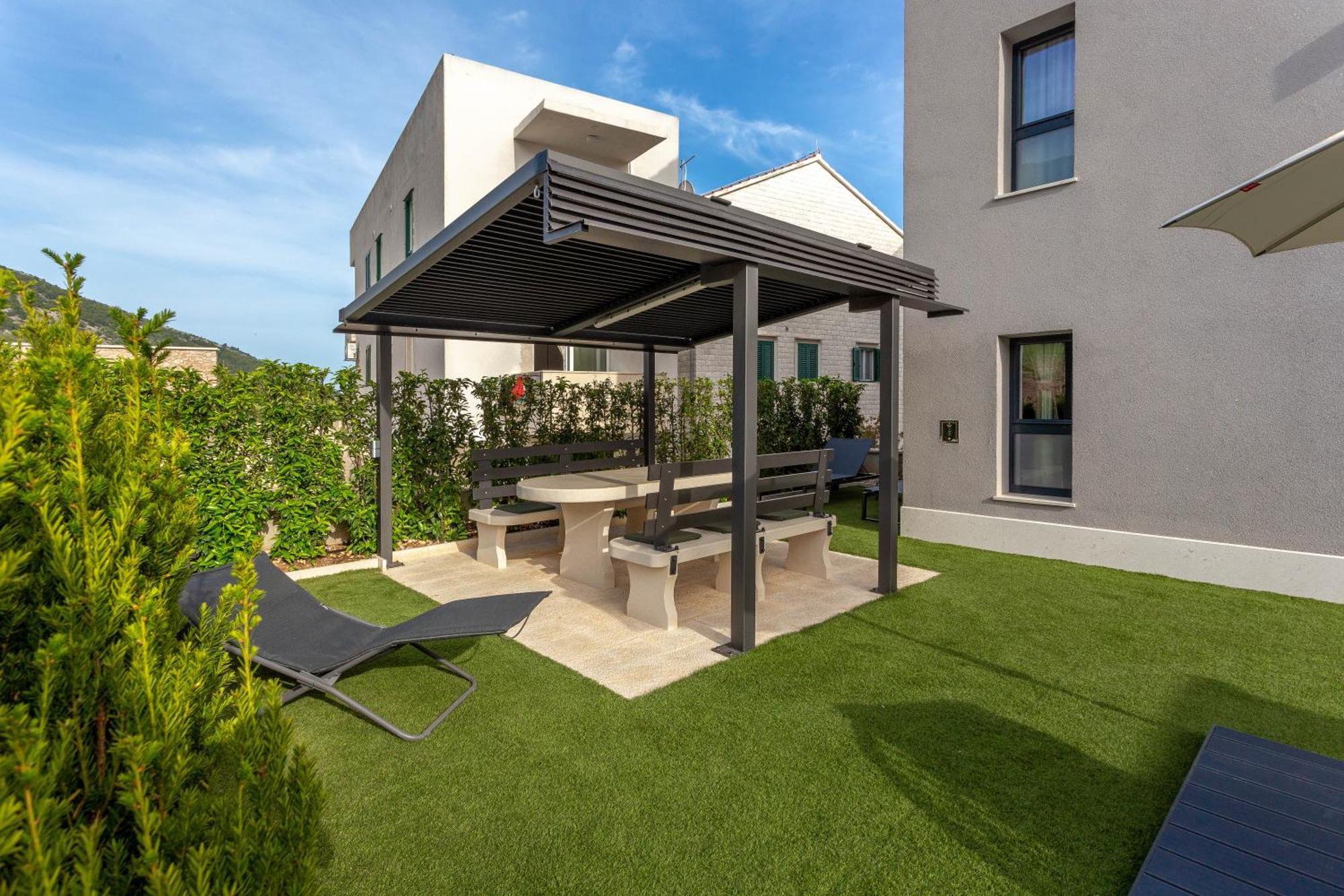 Grey House Bol Exterior foto