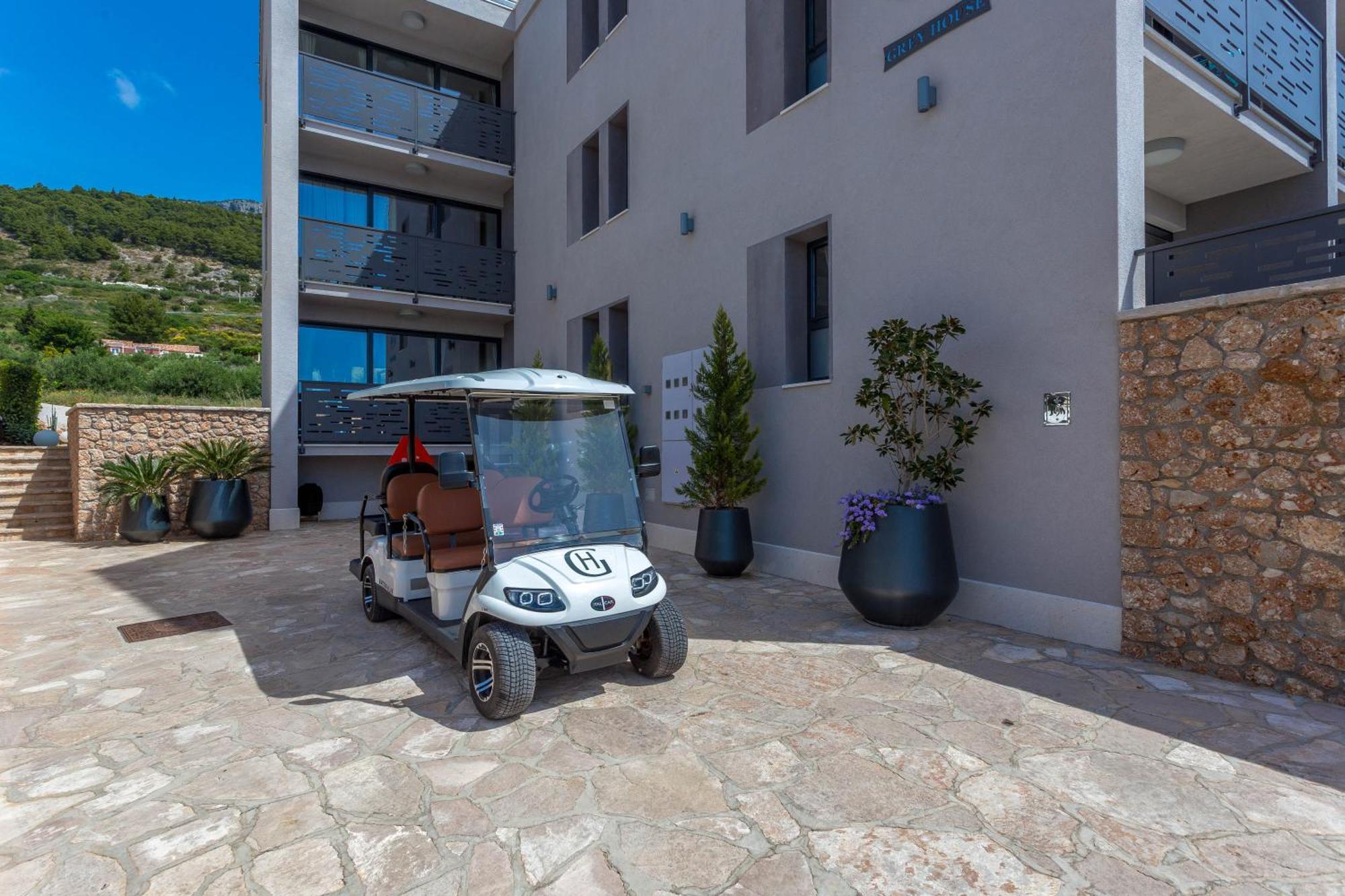 Grey House Bol Exterior foto